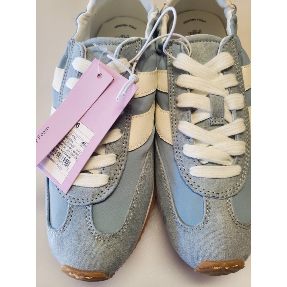 Women’s Axel Sneakers with Memory Foam Insole - Wild Fable - Picture 7 of 7